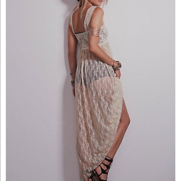 Free People Dresses & Skirts - Free People Romance In The Air Maxi Dress